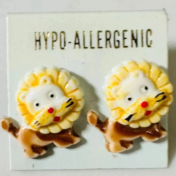 Jewelry - Circus Lion Stud Earrings - Zoo - Hypo-Allergenic - Vintage